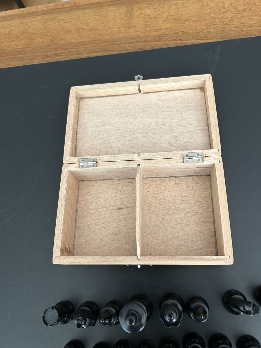 Spiele: Staunton Schachfiguren in Box – Gebraucht aus Zumikon von tuna007 4