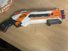 Nerf Roughcut 2X4 Blaster - Top Zustand! Sommer Spass!