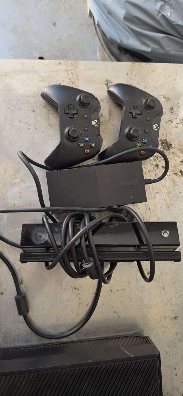 Microsoft Console: xbox one – Difettoso da Eschert venduto da SoS_Tilt_and_Co 2
