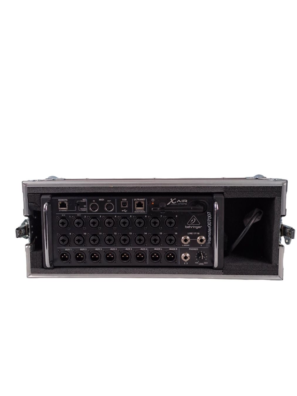 Behringer Console di mixaggio: Behringer X Air XR18 - Thon Case XR18 Bundle – Usato da Männedorf venduto da Restwert_Maennedorf 3