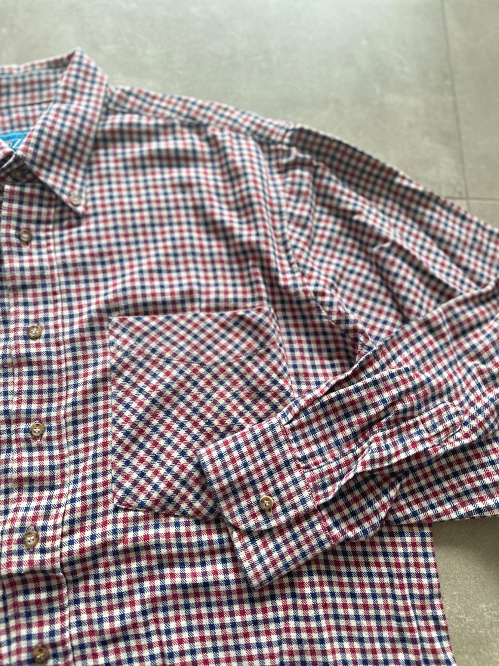 Camicie: Used shirt – Usato da Lugano venduto da _tuttifrutti_ 2
