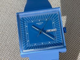 Swatch „What If“ blau