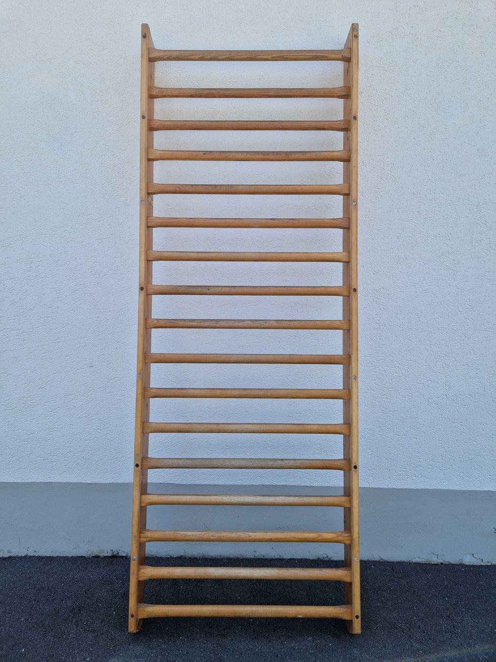 Kletterwände & Klettergriffe: Sprossenwand aus Turnhalle – Gebraucht aus Schwyz von Juliasz 3