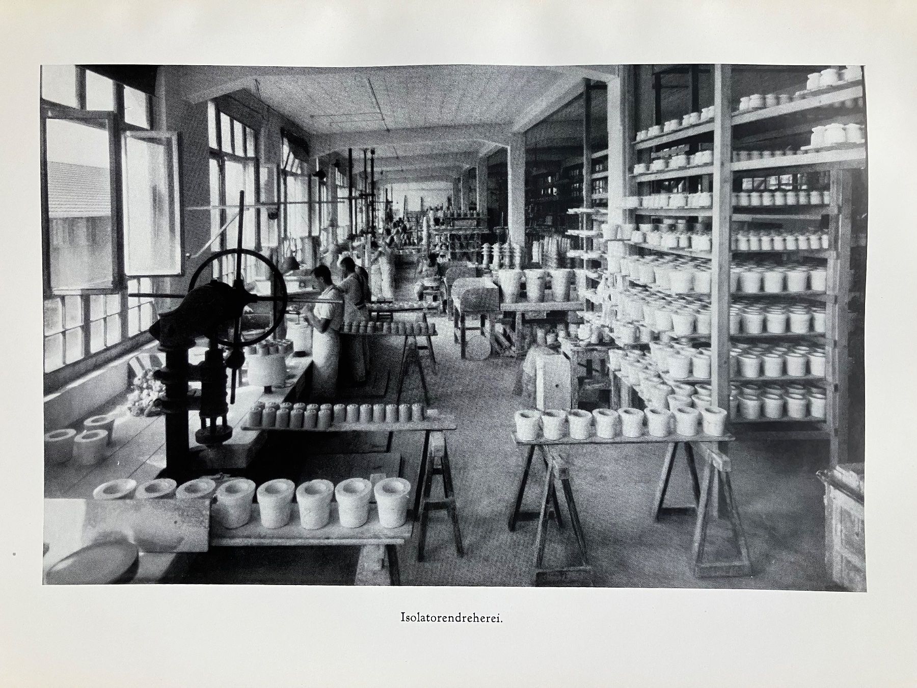 Libri: Langenthal - Industrie Geschichte 1938 – Usato da Menziken venduto da timbuktu1001 6
