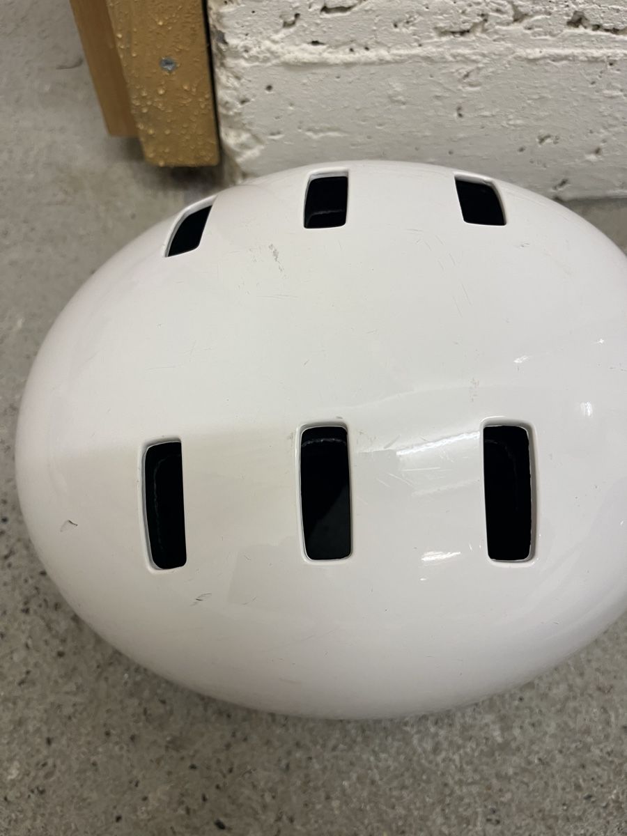 Casques: Velohelm Grösse M – D'occasion à Zürich par ina_xz5x 1