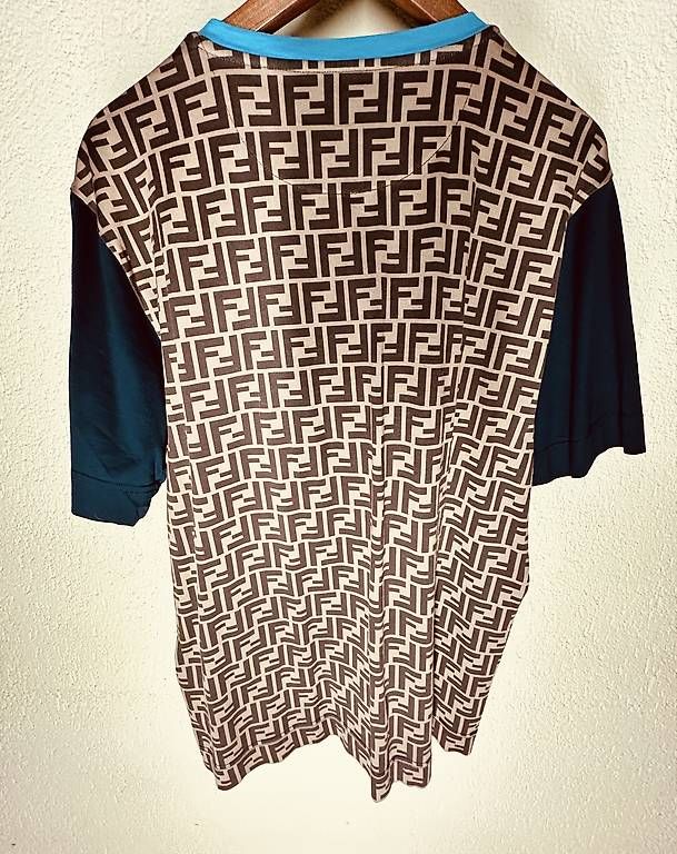 Fendi T-Shirts: Fendi T-Shirt – Gebraucht aus Niederhasli von ee1308 1