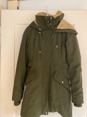 Sehr warmer Wintermantel von Zara XS