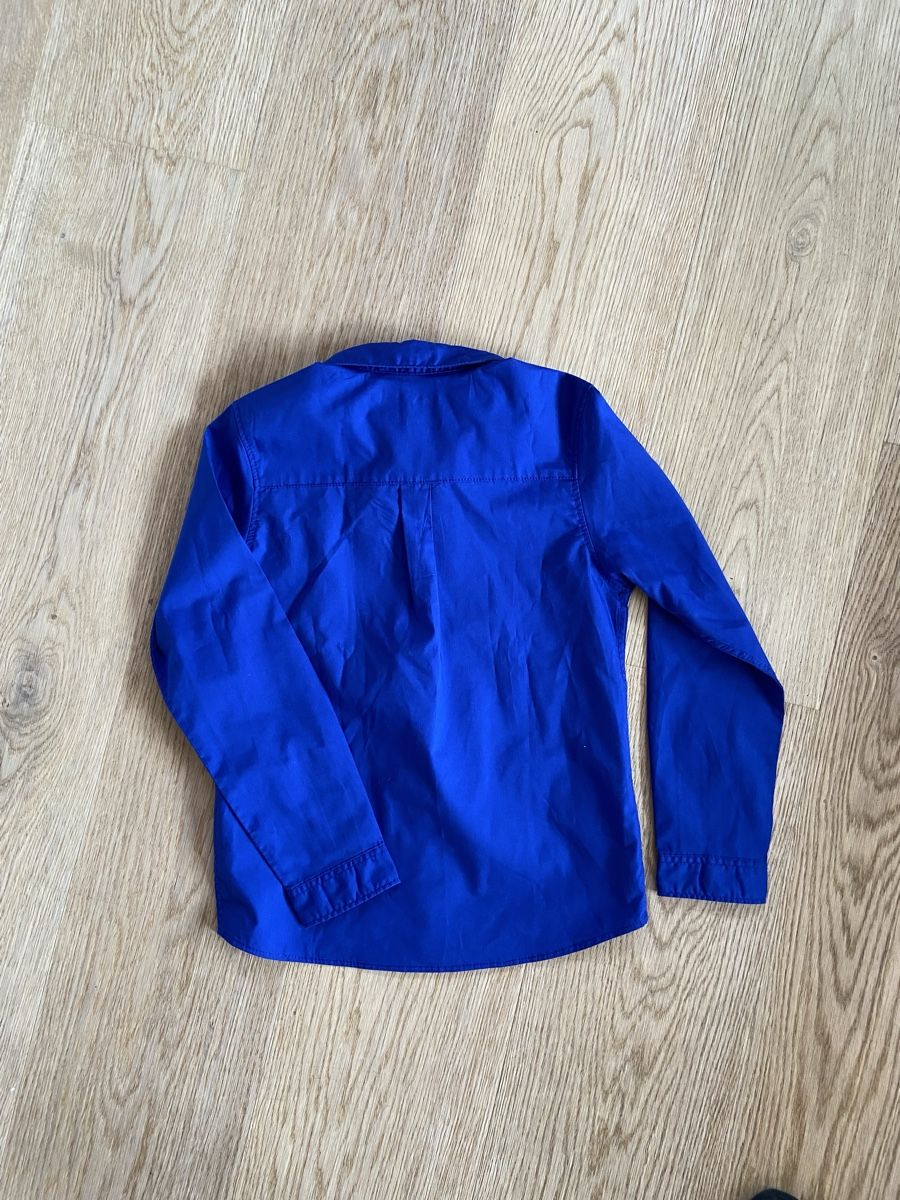 H&M Hemden, T-Shirts & Polos: Hemd H&M Gr. 128 – Gebraucht aus Lützelflüh-Goldb von N.H. 1