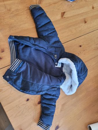 Kinder Steppjacke mit Kapuze dunkelblau Grösse 92