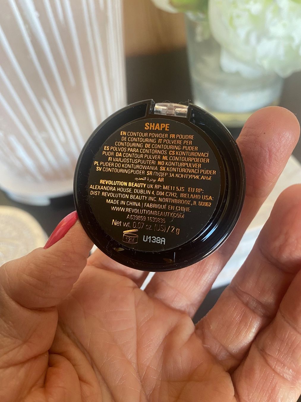 Make-up: Make up Revolution Contouring powder neuf – Nuovo (secondo la descrizione) da Belmont-sur-Lausanne venduto da chu_vxf5 1