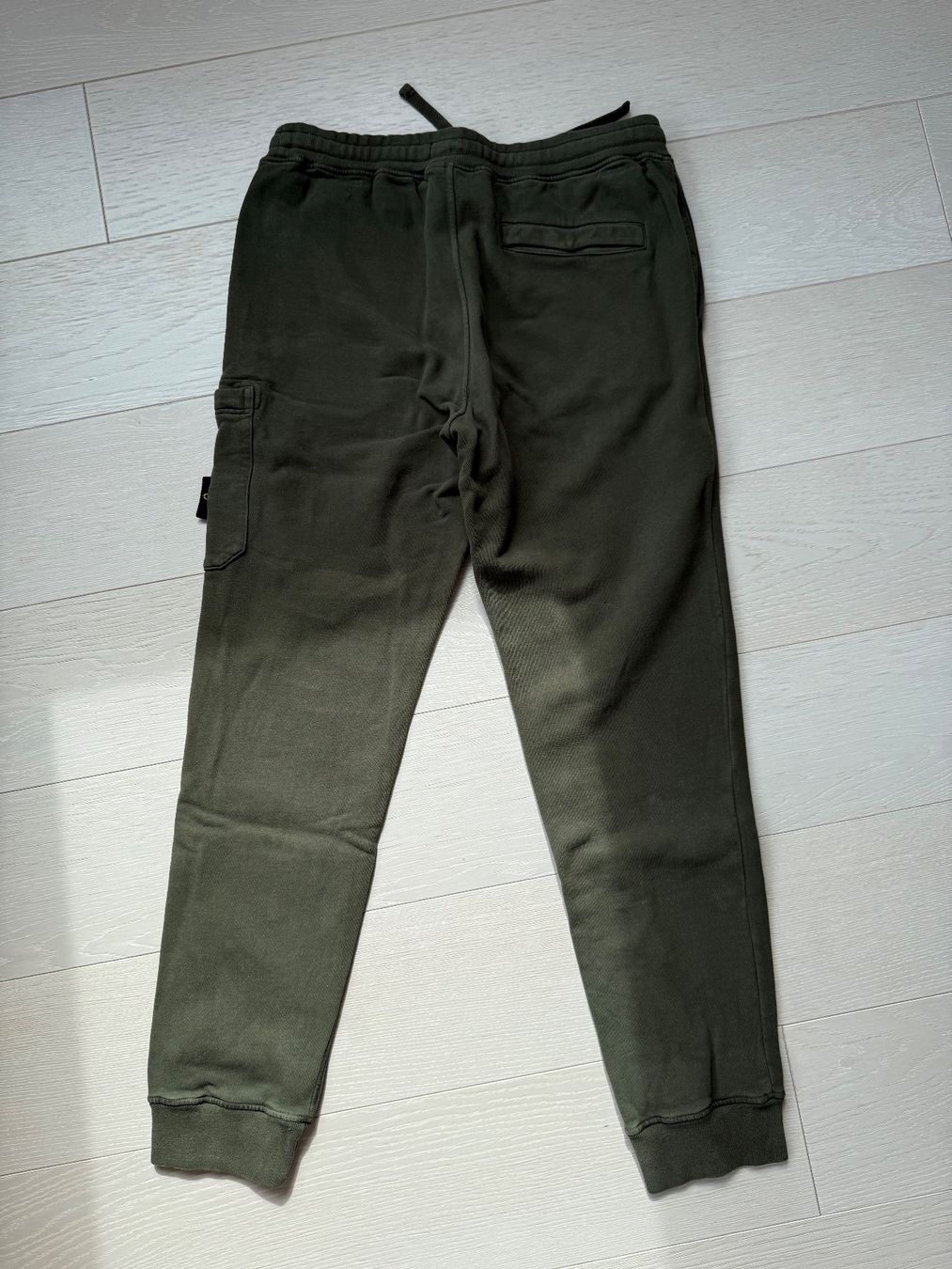 Stone Island Pantaloni: Stone Island - Cargohose / Jogginghose - Grösse L – Usato da Lugano venduto da onlyshop95 1