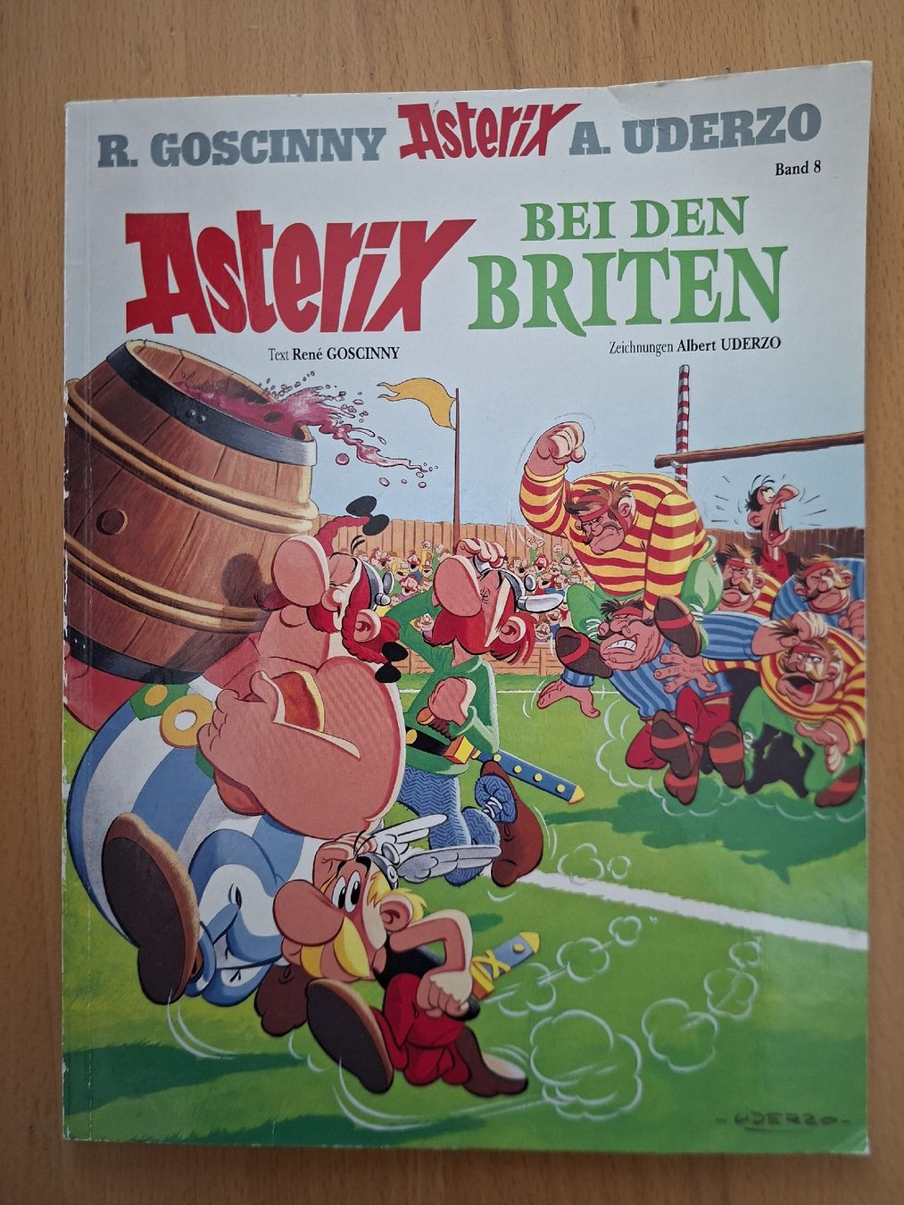 Fumetti: Asterix bei den Briten Band 8 Comic Album – Usato da Bad Zurzach venduto da sar_w5vv