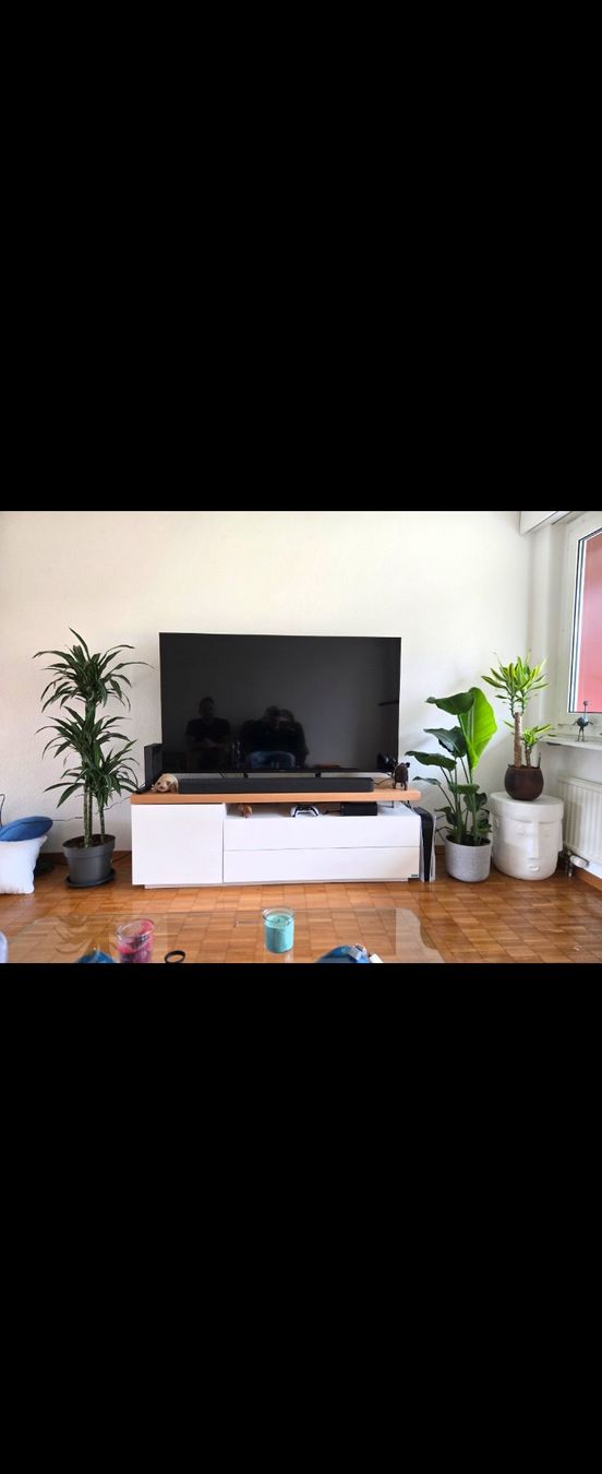 Meubles TV: Fernsehmöbel weiss mit Holzplatte und Schubladen – D'occasion à Richterswil par Giudi123