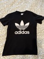 Schickes Adidas T-Shirt, Grösse S, Schwarz, Top Zustand!