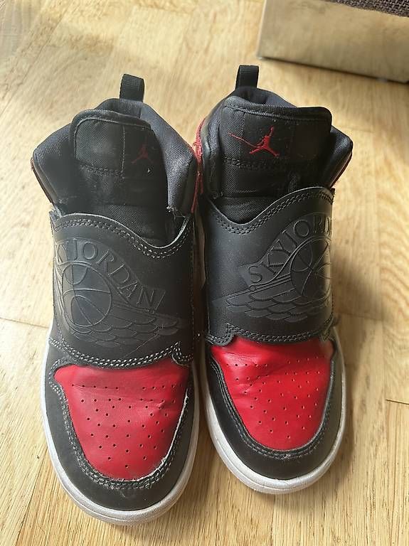 Scarpe per ragazzi: Jordan Turnschuhe Gr 35 – Usato da Bannwil venduto da celine24