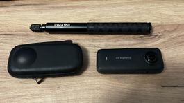 Insta360 X3 avec accessoires - Très bon état