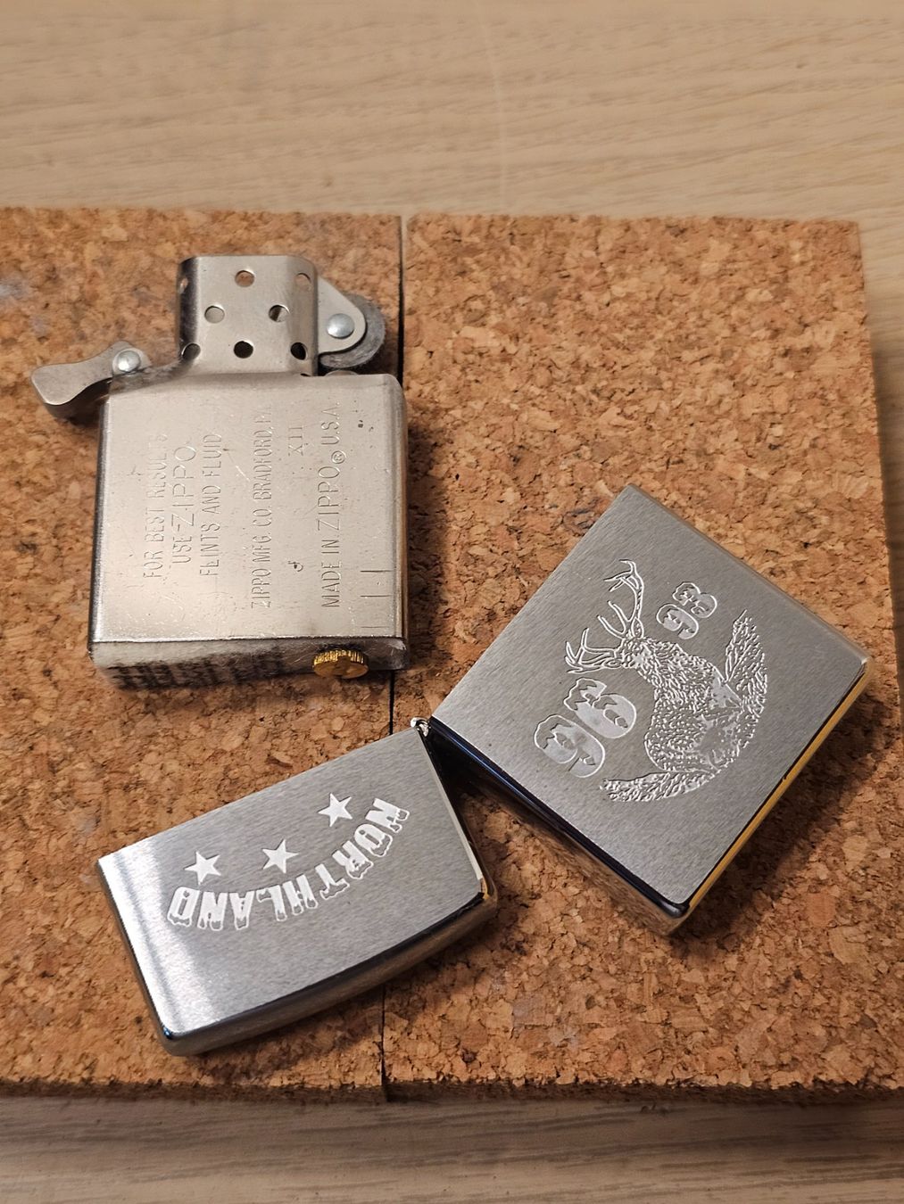Zippo Accendini: Zippo 1997 Northland cerf gravé - défectueux – Difettoso da Genève venduto da Djoff 3