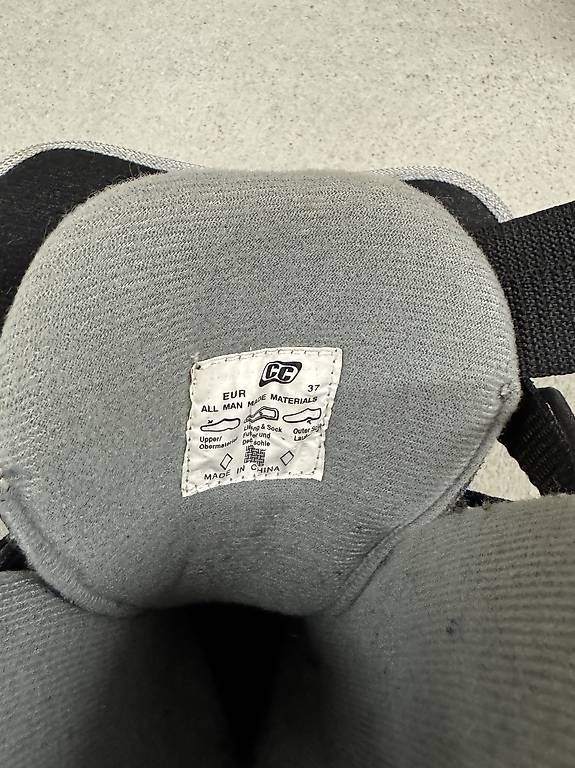 Damenschuhe: Damen Snowboardschuhe Grösse 37 – Gebraucht aus Urtenen-Schönbühl von sie_rah 2