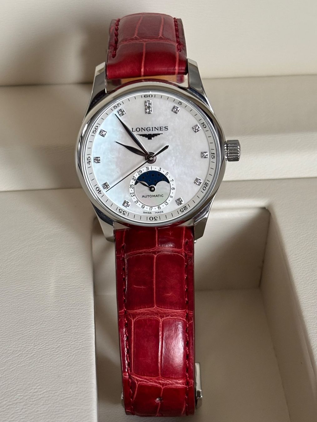 Longines Orologi: LONGINES Master Collection Moonphase Automatik mit Diamanten – Usato da Berneck venduto da Adviser 2