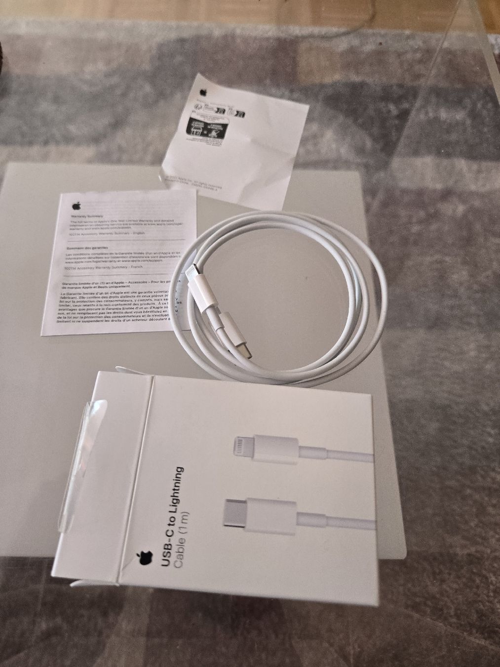 Apple Unità & Adattatore: Apple USB-C auf Lightning Kabel – 1m, original – Usato da Bussigny venduto da Kfdlt 1