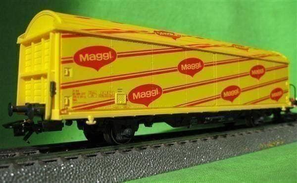 Modellini di ferrovie: SBB Schiebewand Maggi Märklin 4835 kkd** – Usato da Winterthur venduto da Ricardo211 1