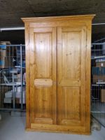 Grande armoire Fribourgeoise