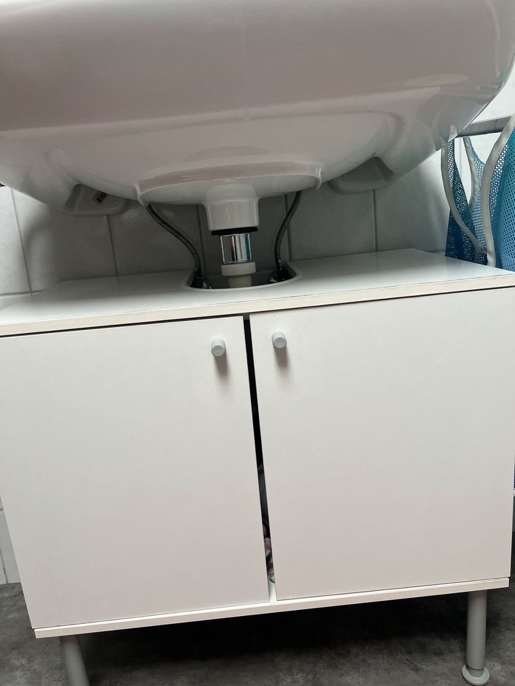 Ikea Mobili per bagno: Badezimmer Unterschrank IKEA – Usato da Altstätten SG venduto da ruf_7sp5