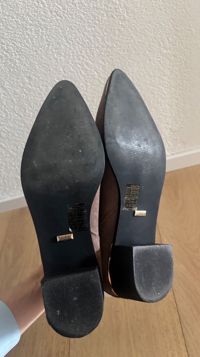 Buffalo Scarpe da donna: Wildleder Stiefeletten – Nuovo (secondo la descrizione) da Uitikon Waldegg venduto da Thefateofophelia 1