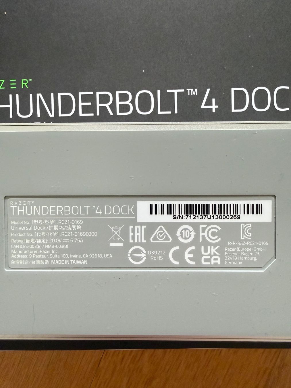 Razer Docking station: Razer Thunderbolt 4 Dock Mercury Edition – Usato da Kehrsatz venduto da luna_44 2