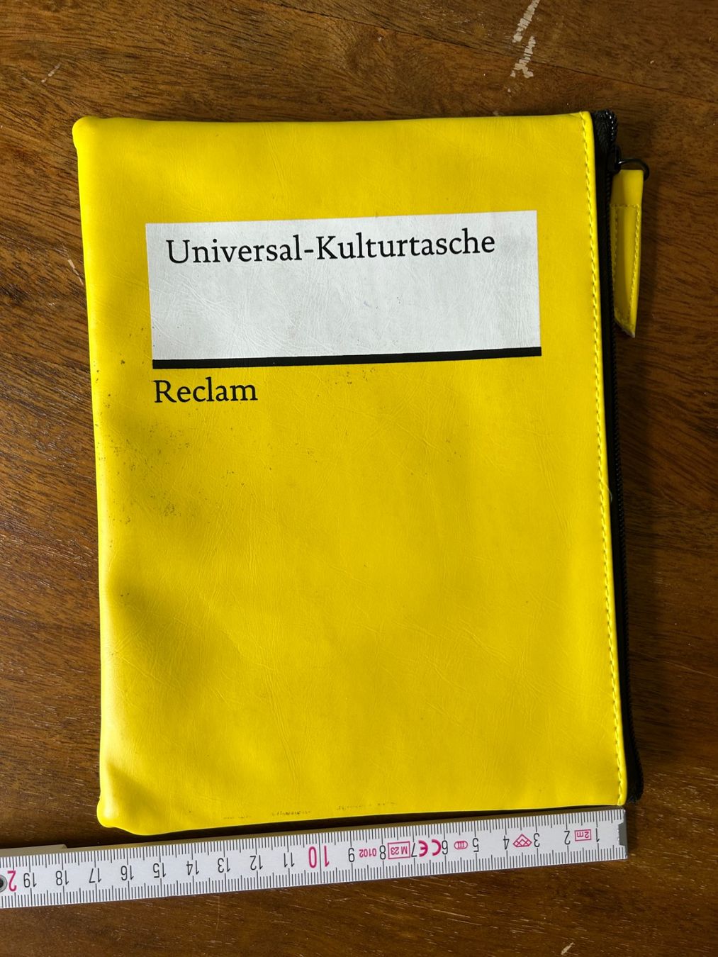 Custodie per cosmetici: Reclam Kulturtasche – Usato da Kreuzlingen venduto da Flsta 5