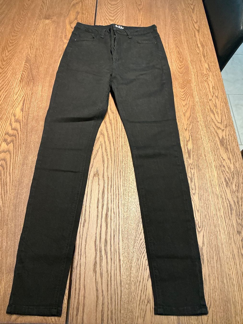 Jeans: Schwarze Damen Jeans – Usato da Würenlos venduto da Tina48