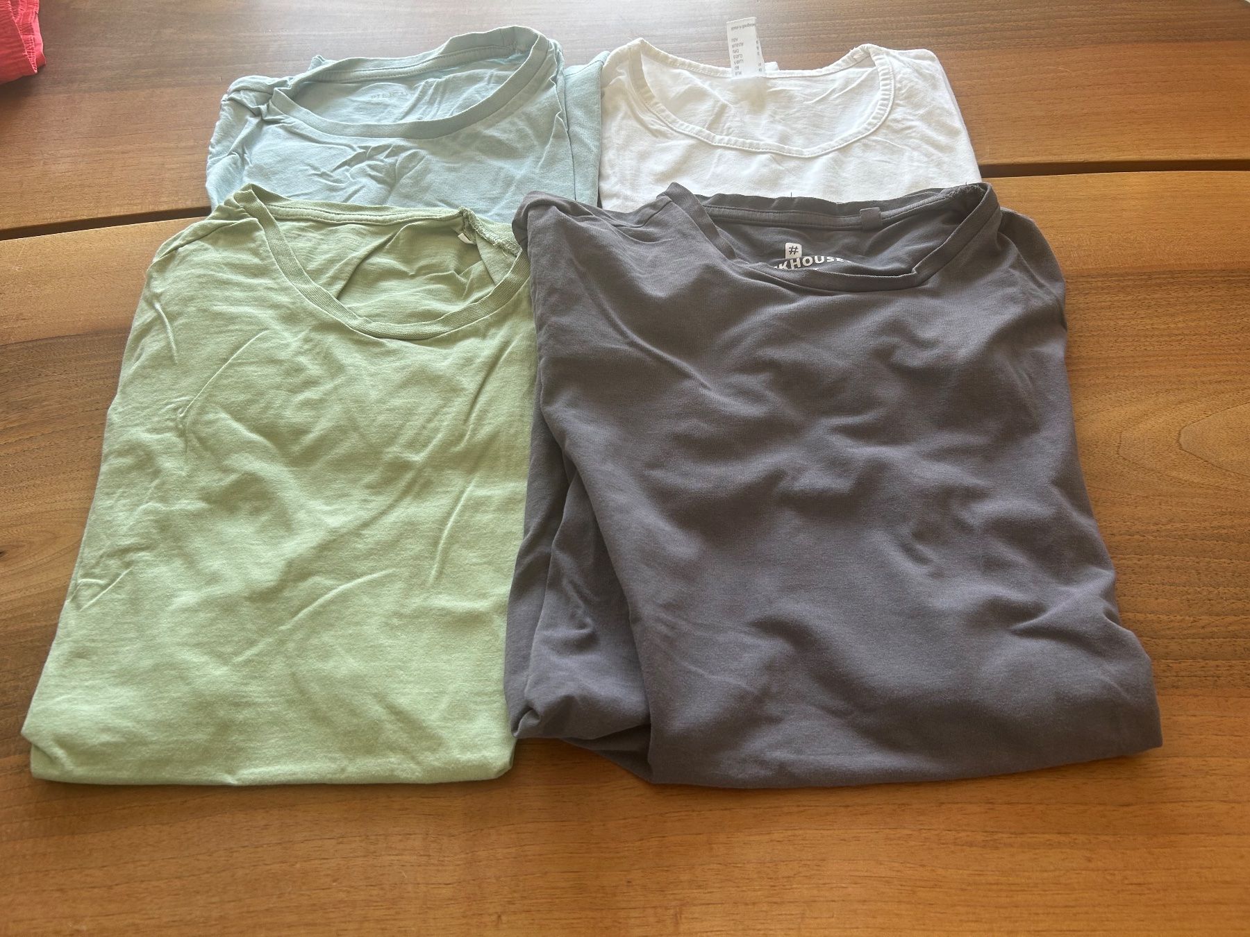 Lotti di vestiti: 4 T-Shirts Basic-Style, casual Sommerlook, Grösse M – Usato da Schötz venduto da chousan