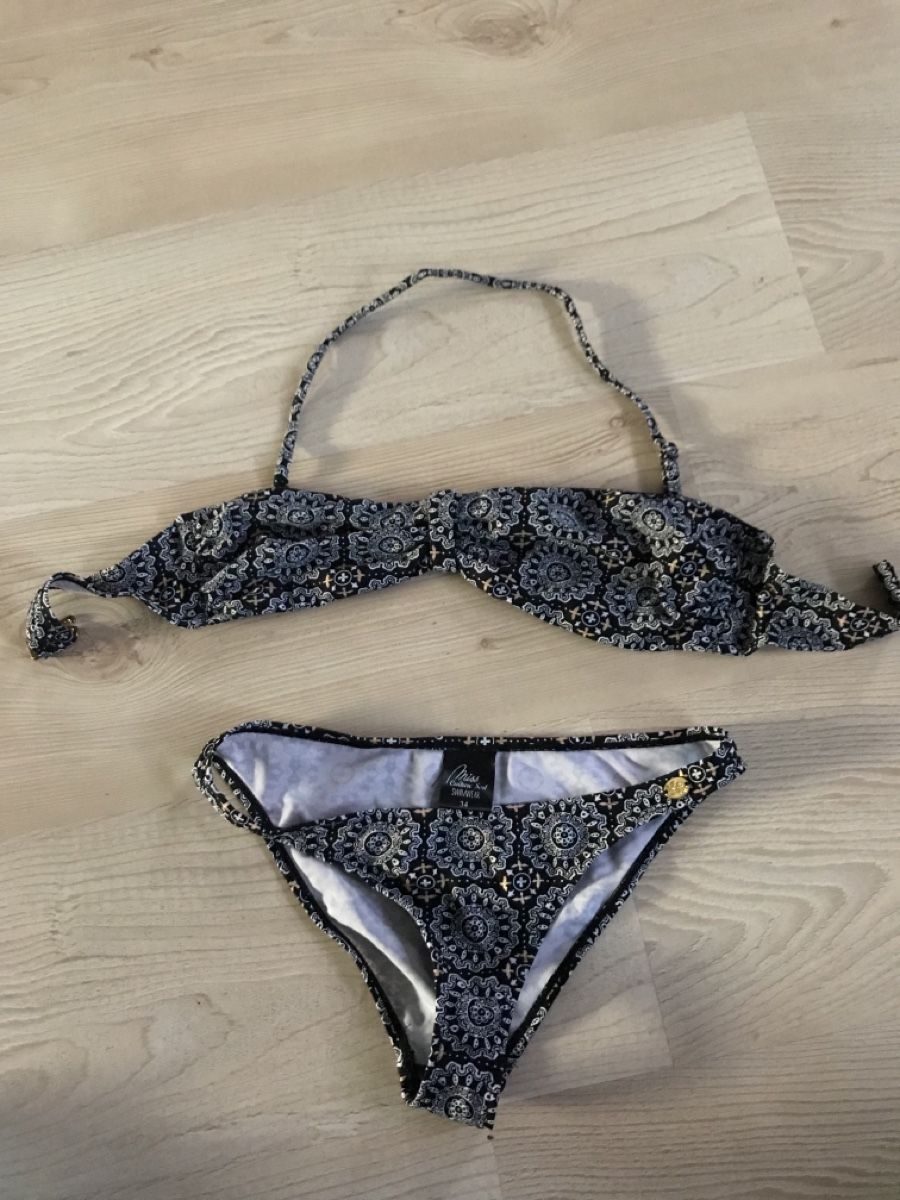 Badekleider & Bikinis: Badeanzug – Gebraucht aus Rüfenach AG von merlyn07