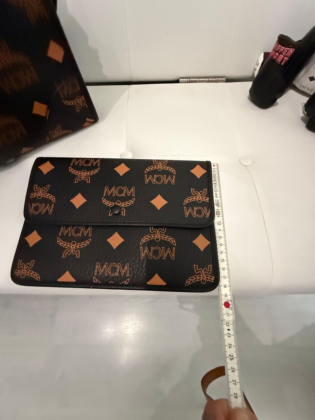 Mcm Borse da donna: MCM Shopper Tasche in Schwarz mit Pochette – Nuovo (secondo la descrizione) da Neuenegg venduto da kar_smg9 8