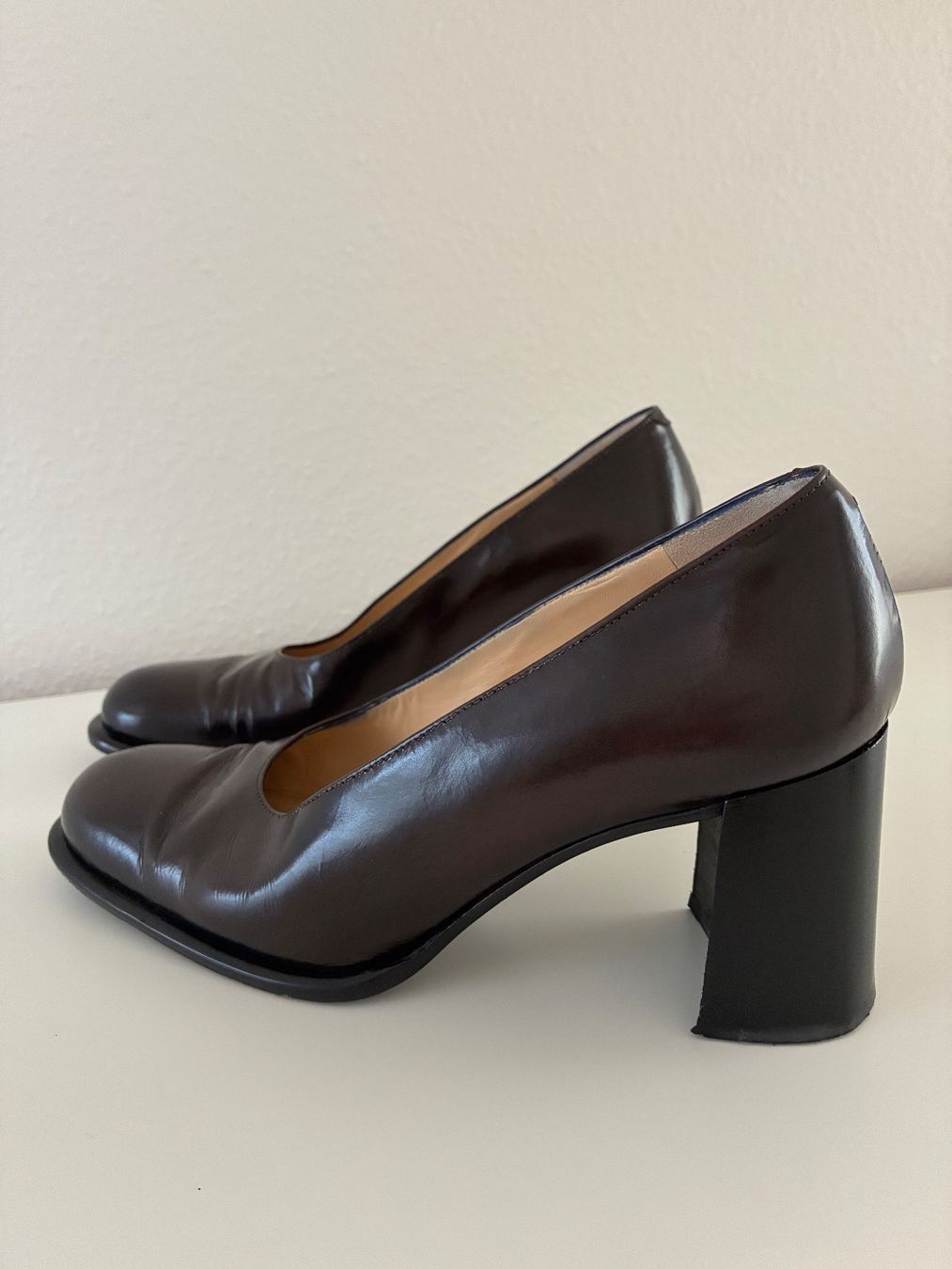 Damenschuhe: Pumps in aktueller Herbst-/Winterfarbe – Gebraucht aus Zürich von SOMO120 4