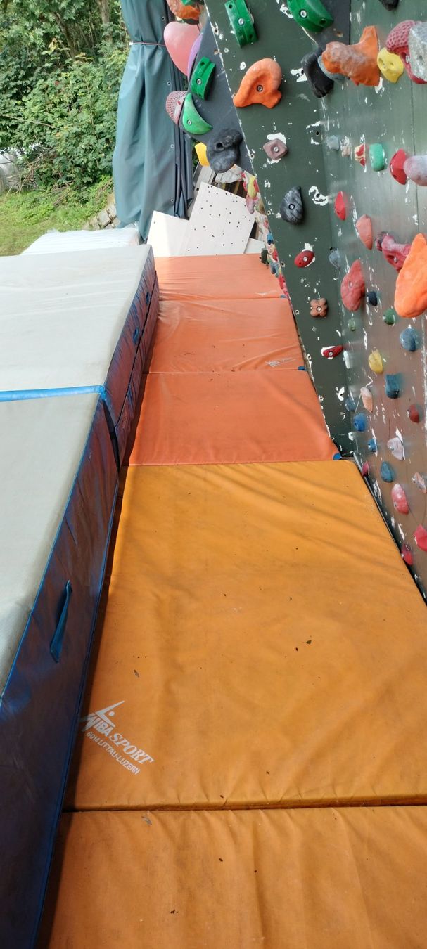 Pareti & prese d'arrampicata: Boulderwand – Usato da Rüti ZH venduto da zork02 4