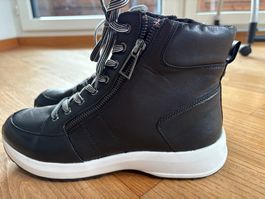 Caprice Leder Stiefeletten Gr 39