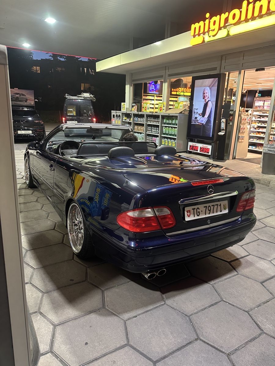 Mercedes-Benz Automobili: Mercedes Benz Clk230 Cabrio – Usato da Bürglen TG venduto da far_fw6n 3