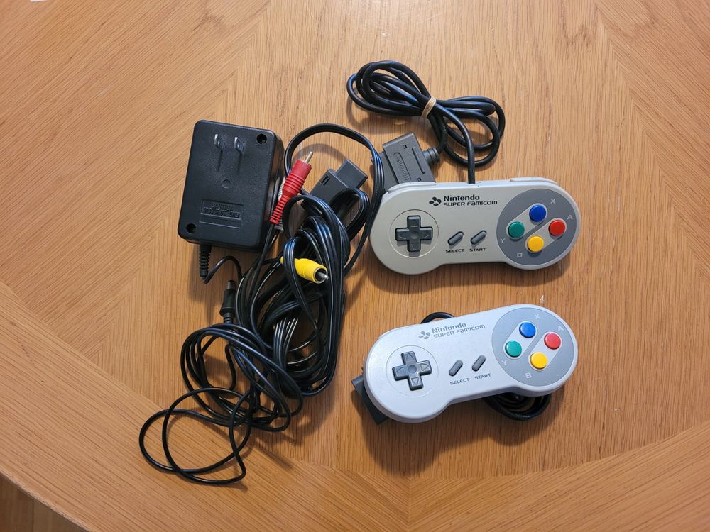 Nintendo Giochi: Super Famicom Konsole SNES mit vielen Games OVP – Usato da Münchenstein venduto da danytlaw 3