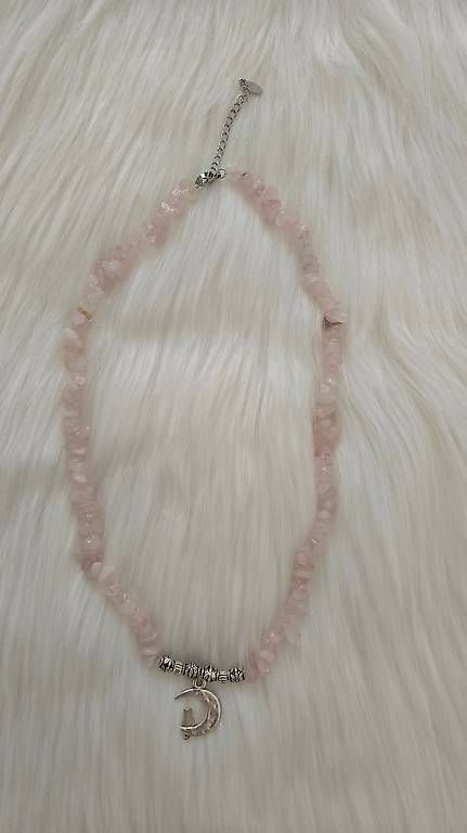 Catenine: Collier Quartz rose lune – Usato da Cheseaux-Lausanne venduto da Ana_Gandarinho