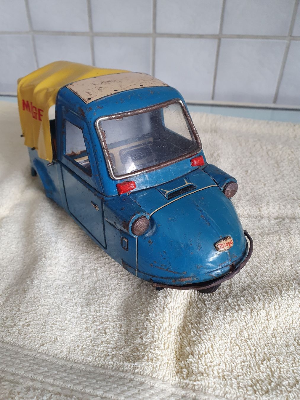 Giocattoli: Altes Blechauto Daihatsu Midget  – Usato da WUERENLOS venduto da Eeric 1