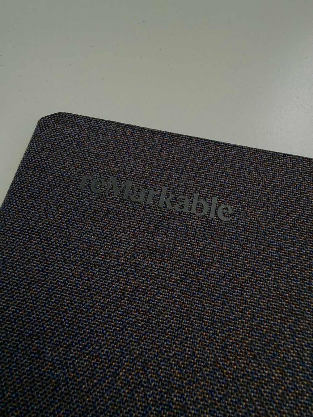 reMarkable Tastiere: reMarkable TypeFolio Pro Mosaic Basalt - DE – Usato da Niederrohrdorf venduto da BugZ 1