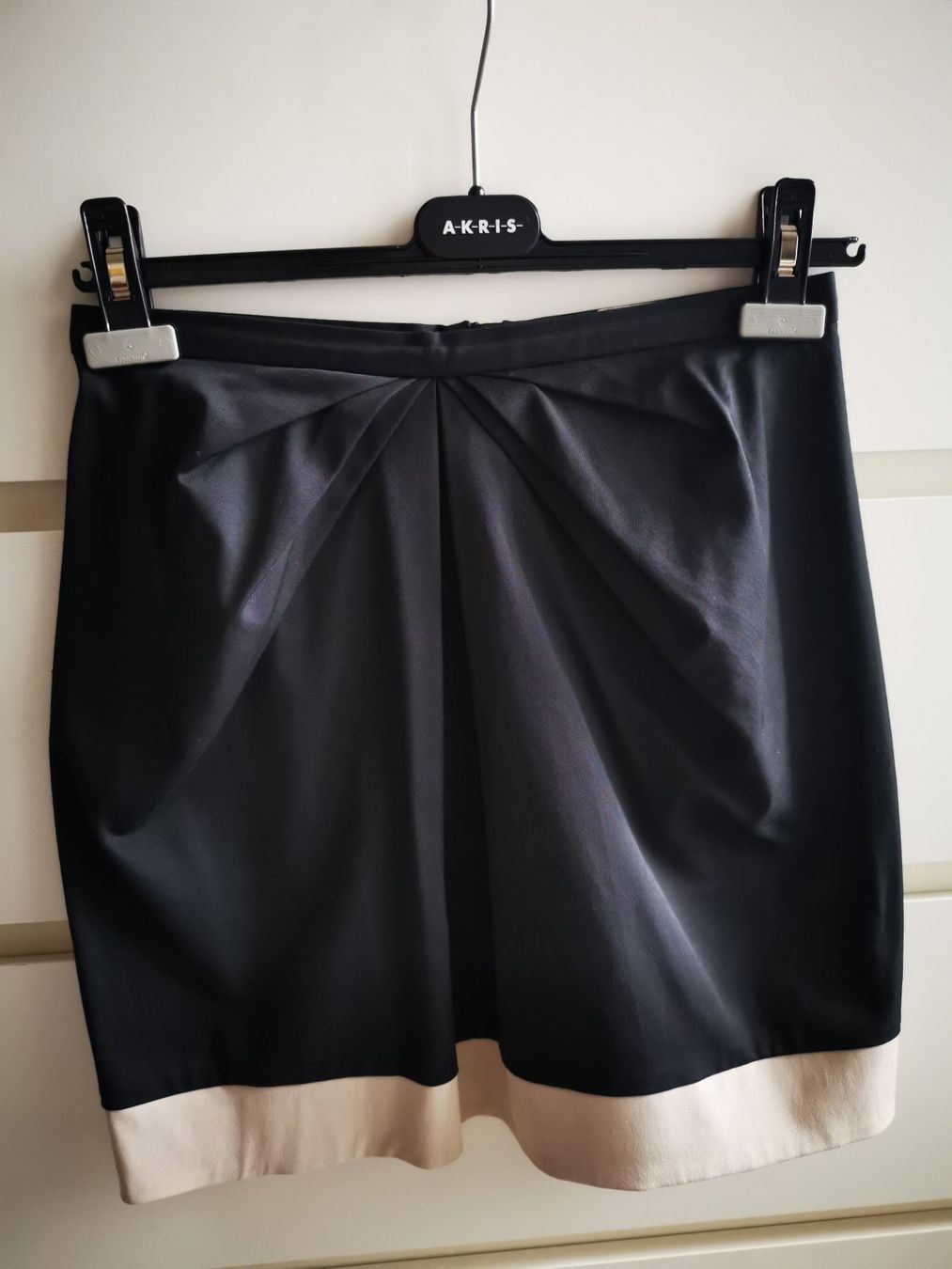 H&M Gonne: Schöner schwarz-beiger Jupe – Usato da Teufen AR venduto da RaphaellaB
