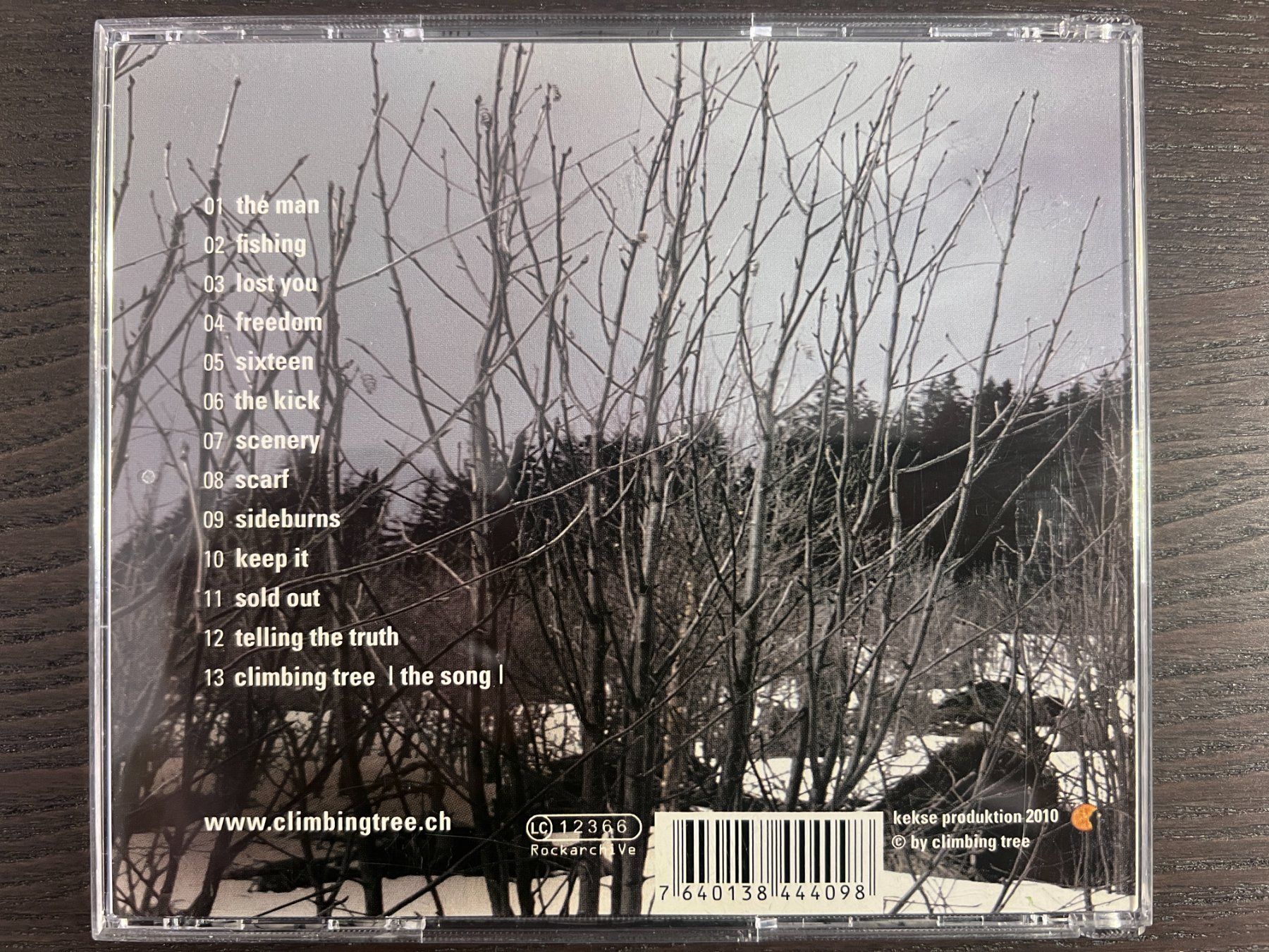 CDs: Climbing Tree - Constantly Trying – Gebraucht aus Zürich von MusikFreunde 1
