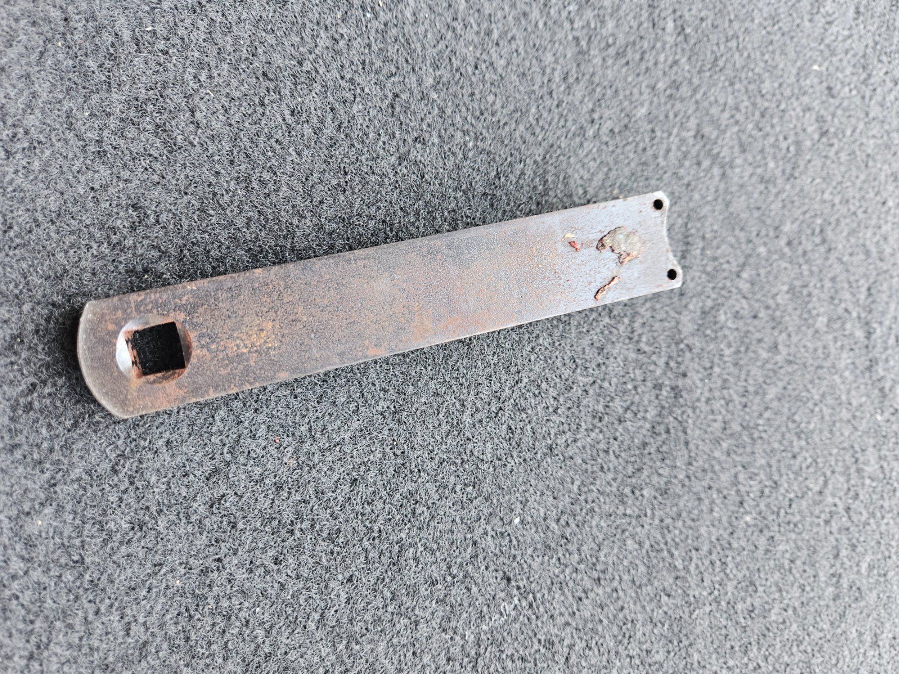 Tutti gli attrezzi: Spannrollen-Schlüssel VAG – Usato da Kallnach venduto da Aircooler 1