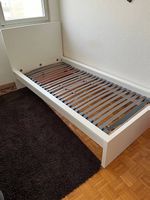 Bed 90x200 with slatted frame