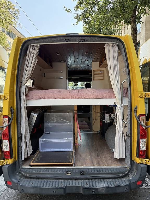 Renault Camping Fahrzeuge: Renault Master L3H2 Camper mit Charakter – Gebraucht aus Bern von Gysin15 1