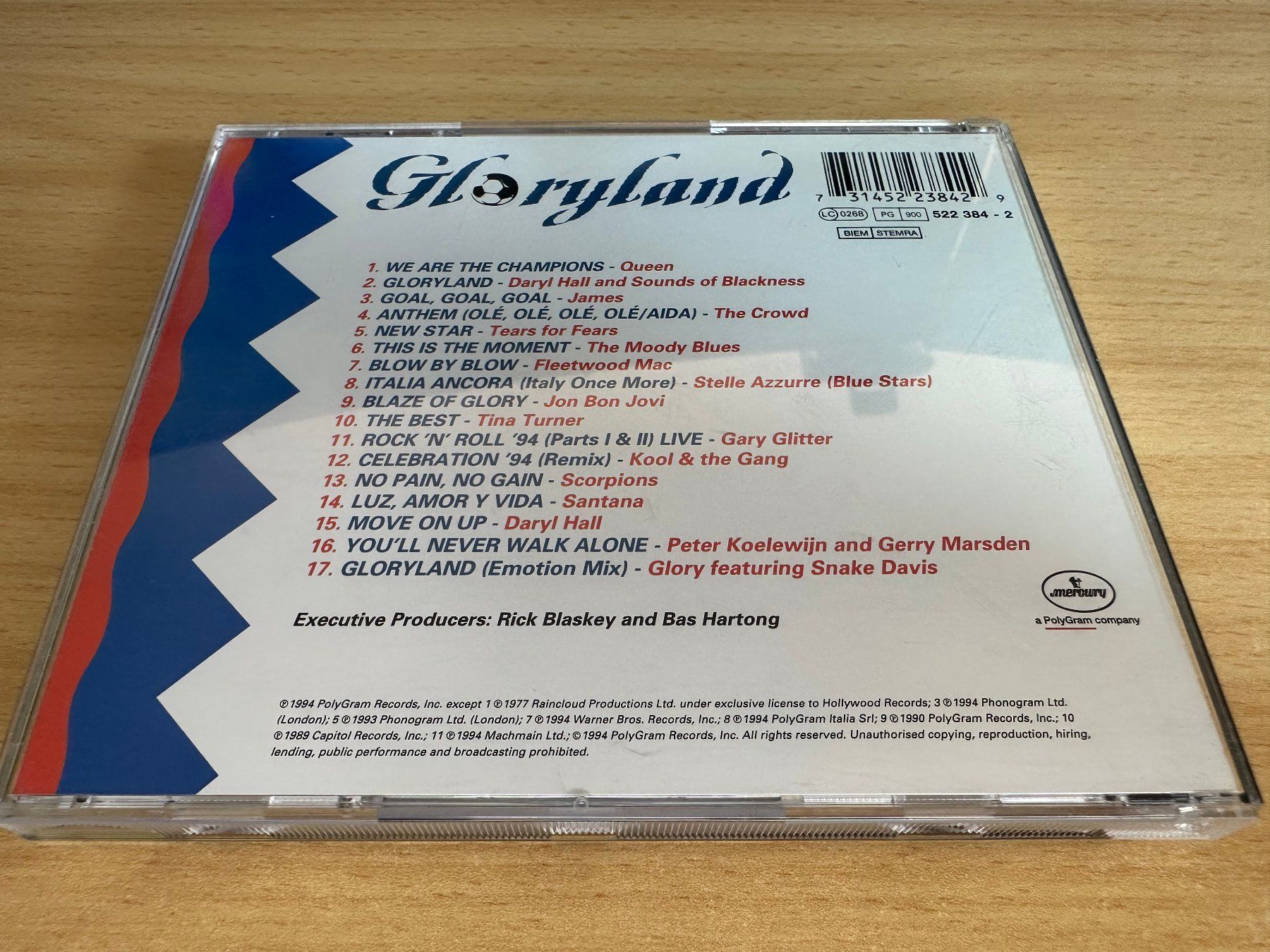 CD: Various – Gloryland (World Cup USA 94) – Usato da Rikon im Tösstal venduto da Alpenmutz 1