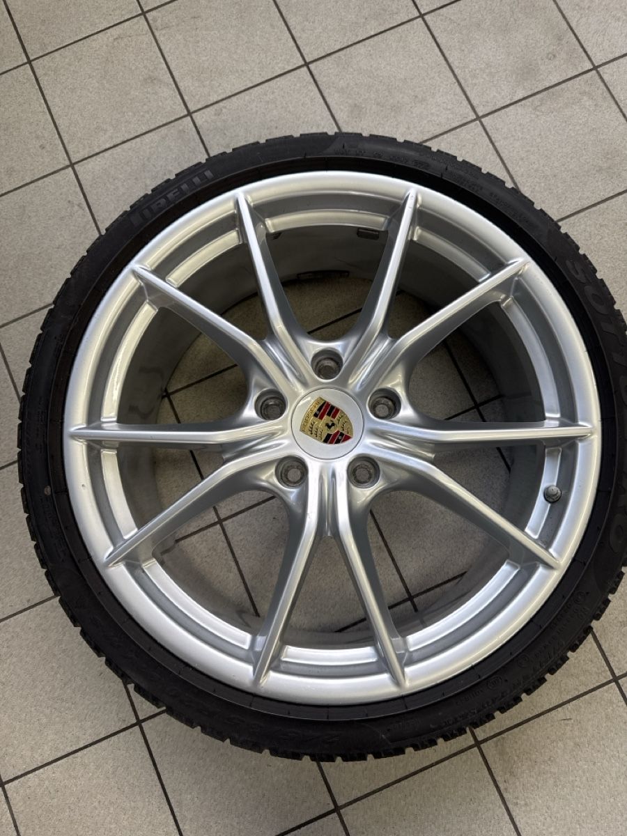 Pneus & Roues: Porsche 911 Winterkompletträder – D'occasion à Oftringen par lar_569b 2