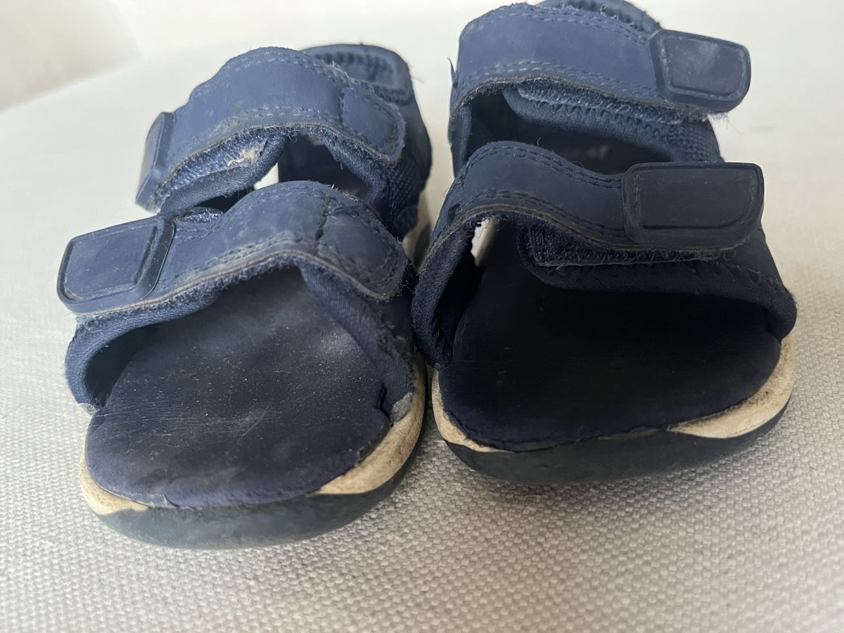 Scarpe per ragazzi: Kinder Sandalen Gr. 23 H&M Dunkelblau – Usato da Zürich venduto da p.kanne 4